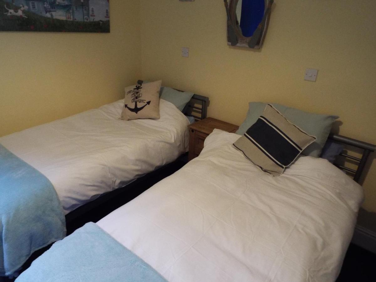 Captain'S Quarters Hotel Southport Esterno foto