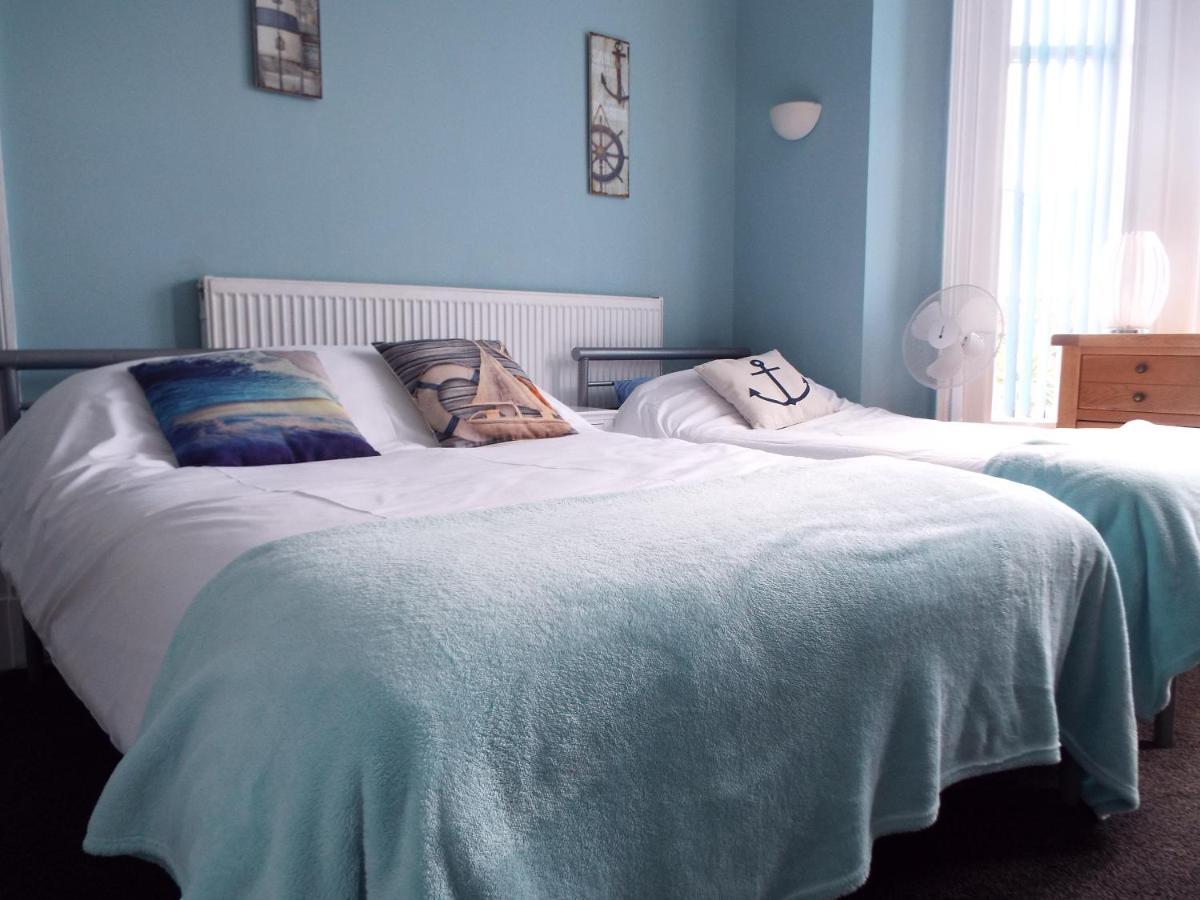 Captain'S Quarters Hotel Southport Esterno foto