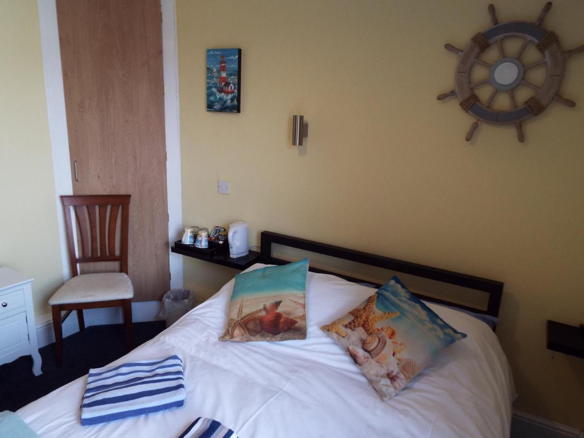 Captain'S Quarters Hotel Southport Esterno foto