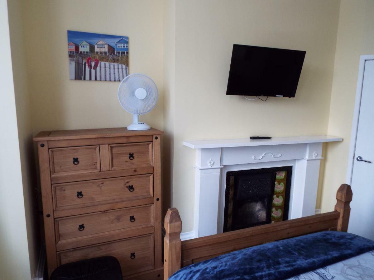 Captain'S Quarters Hotel Southport Esterno foto