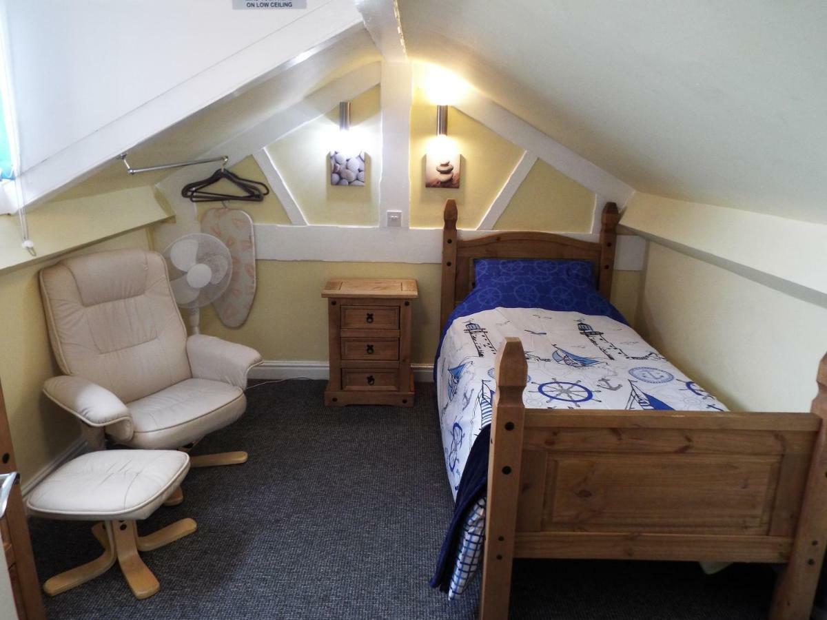 Captain'S Quarters Hotel Southport Esterno foto