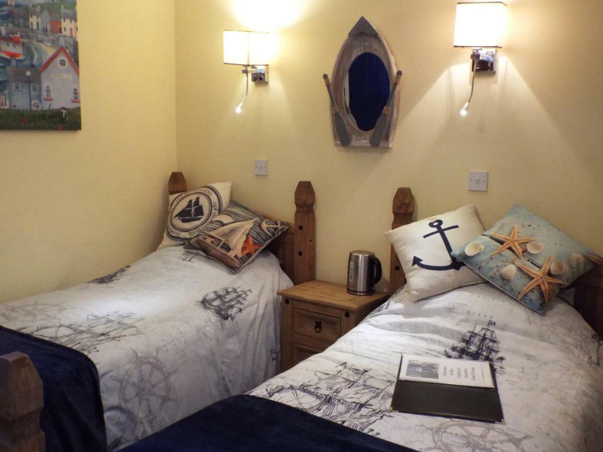 Captain'S Quarters Hotel Southport Esterno foto
