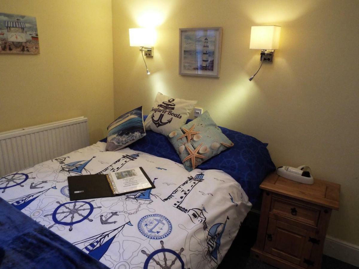 Captain'S Quarters Hotel Southport Esterno foto