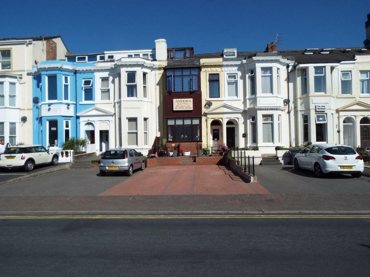 Captain'S Quarters Hotel Southport Esterno foto
