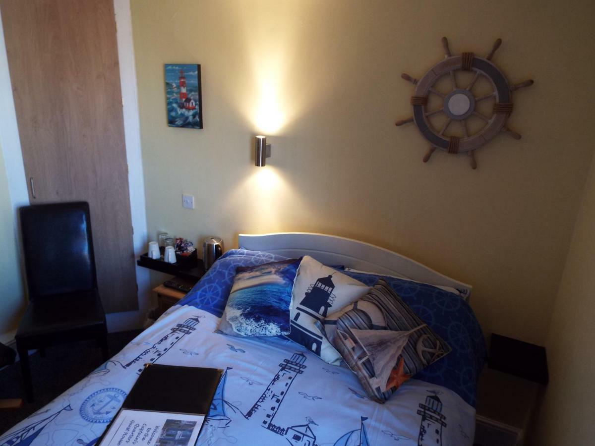 Captain'S Quarters Hotel Southport Esterno foto