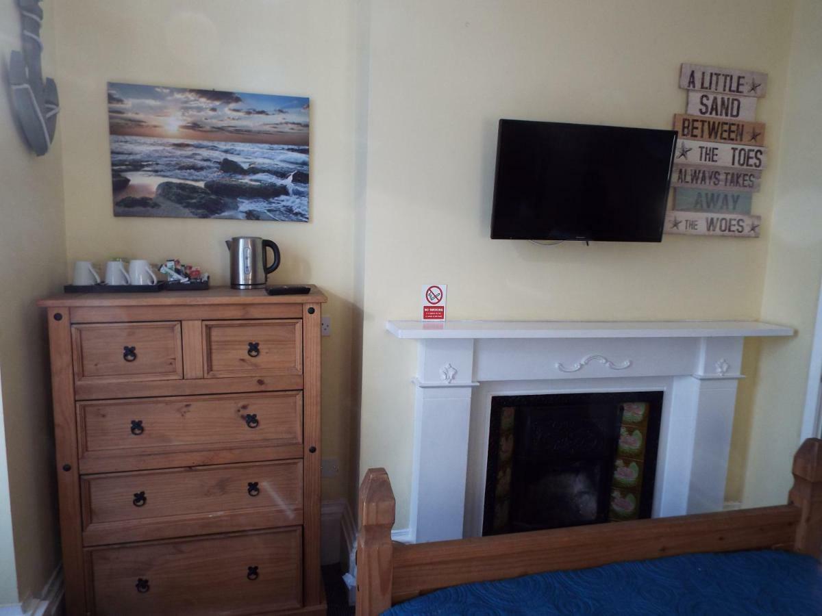 Captain'S Quarters Hotel Southport Esterno foto