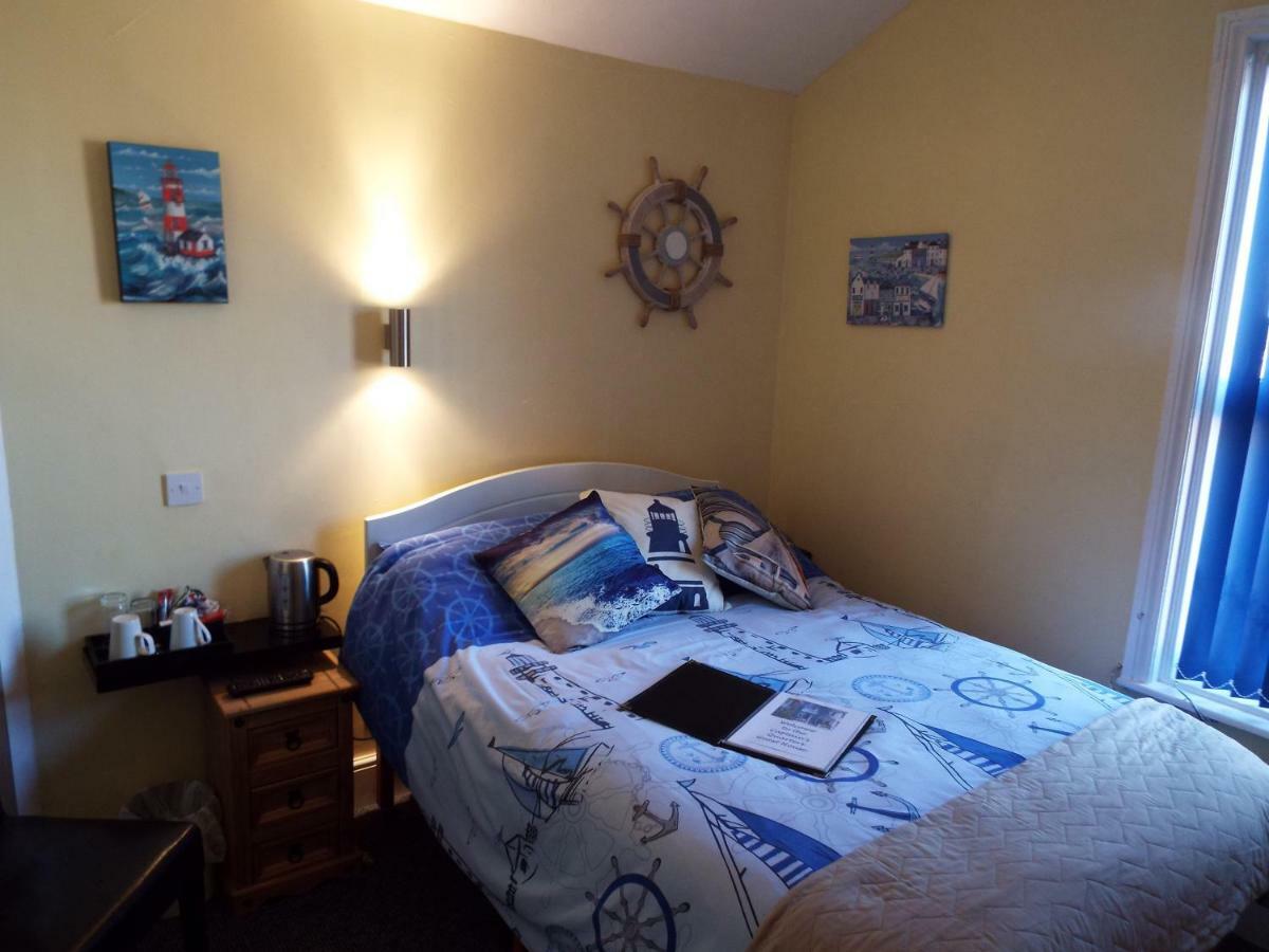 Captain'S Quarters Hotel Southport Esterno foto